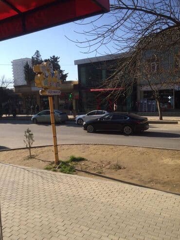restoran kiraye verilir: Xətai rayonu Əhmədli metrosunun yaxınlığında yol kənarı,sahəsi 9kv/m — 17