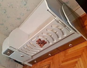 ikinci el yataqlar: Kravat yaxsi vrziyyetde matrasu vR qiymet son unvan Buzovna — 3