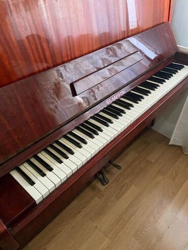 купить синтезатор бу: Piano, Belarus, Akustik, İşlənmiş, Ünvandan götürmə — 1