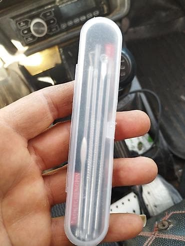 Avadanlığın icarəsi: Dırnaq qulluq dəsti – metal kətil və frez ucluqları - Kompakt plastik — 1