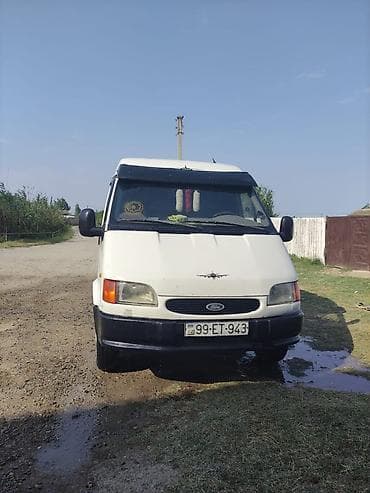 Ford Transit: 2.5 l | 1998 il 300 km Van body type lalafo.az -da Ford Transit: 2.5 l | 1998 il 300 km Van body type