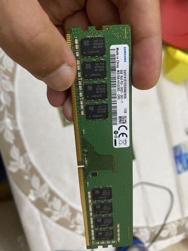 Operativ yaddaş (RAM) Samsung, 8 GB, 2400 Mhz, DDR4, PC üçün, Yeni