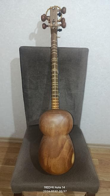 İdman və hobbi: Tarın səsi aydın və gözəldir Çanağı oyma tut ağacıdır qolu qoz — 2