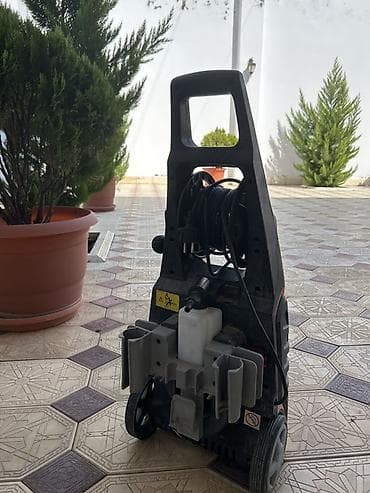 Biznes üçün avadanlıq: Black & Decker PWT1000SPM yüksək təzyiqli yuyucu - Güclü — 2