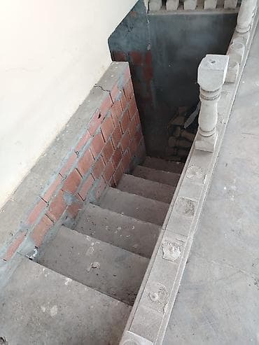 hovsanda heyet evler: Həyətyanı fərdi yaşayış evi - Geniş bağlı həyət: daşla döşənmiş — 4