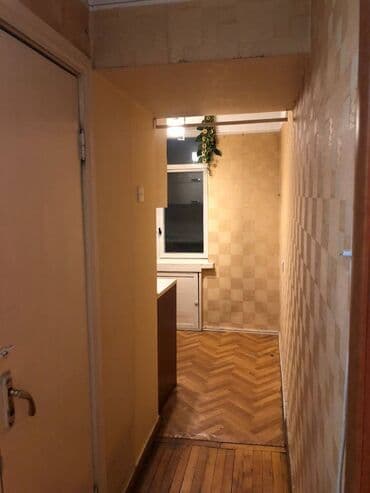 Koroglu parki koala parkin yani 5/3 2 otaq temirli eshyali yalniz — 10