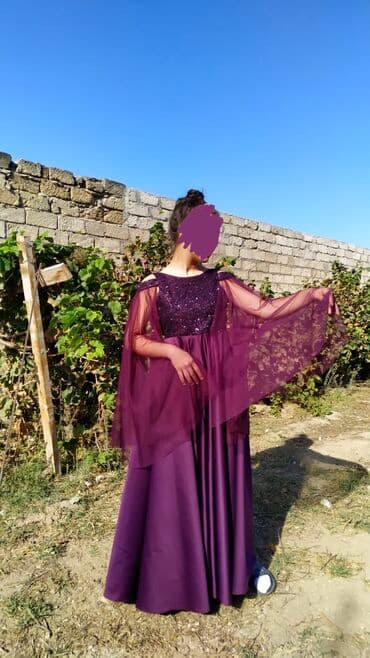 turkler kurtkaya ne deyirler: 13 yaş üçündür Türkiyədən alınıb Üstü zərlidir 1 dəfə geyinilib Alt — 1