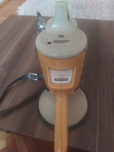 заказать модель машины: Səsgücləndirici, SSSRİ istehsalıdır. 12 voltla işləyir və ya 8 ədəd — 2