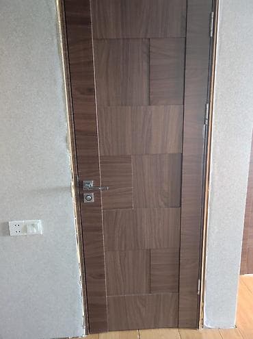 Yataq otağı üçün İşlənmiş Otaq qapısı Çərçivə ilə, Ünvandan götürmə