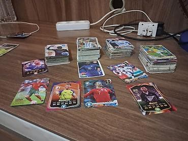 Futbolçu kolleksiya kartları dəsti - Dəstdə müxtəlif liqa və — 2