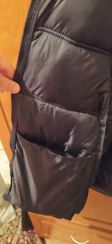 Sviterlər: Yeni gödekçe tünd göy rəngli balonka . papağı açılan ayrılan ölçüde 48 — 4