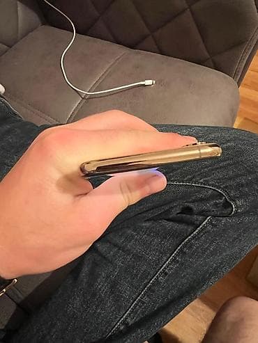 iphone 11 pro max irsad: IPhone Xs, 256 GB, Qızılı, Face ID — 3