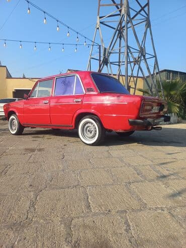 Lüğətlər: VAZ 2106, klassik sedan Xüsusiyyətlər: - Korpus: 4 qapılı sedan — 2