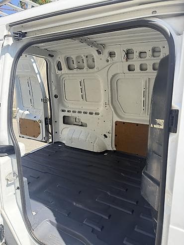 Nəqliyyat: Ford Transit: 1.8 l | 2011 il 101000 km — 6