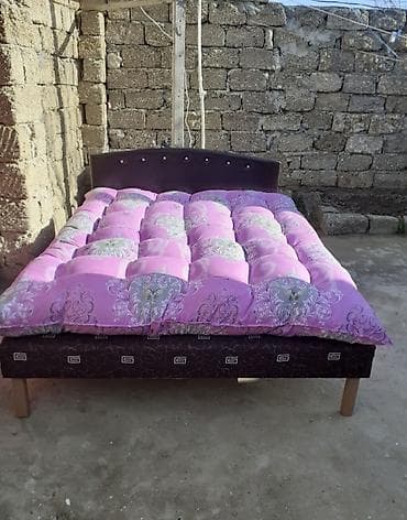 Çarpayı
Taza hazırı var 
Çatdırılma var