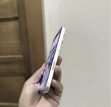 işlenmiş iphone: IPhone 16, 128 GB, Ağ, Zəmanət, Simsiz şarj, Face ID — 5