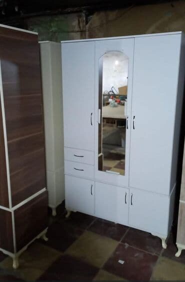 asilqan dolab: Açılan, 3 qapılı Düz dolab, Qarderob, paltar dolabı — 9