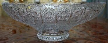 meyvə tərəvəz: Meyvə qabı Bohemia Tərkibi 24% massikot mineraldan (PbO) ibarət — 4