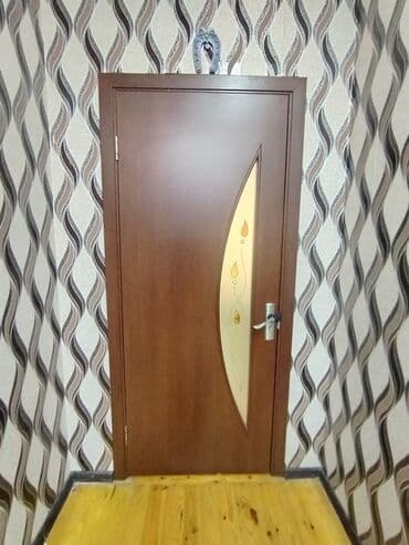 qıfıl satışı: Qapılar 3 ədəd qapı. Çox az işlənib təzədir evdə az yaşanıb qapı — 3