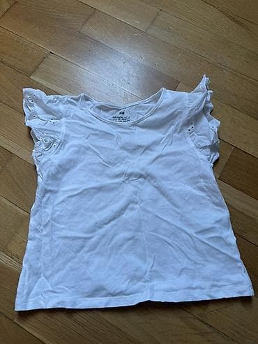 Futbolkalar: Uşaq köynəyi – H&M - Rəng: ağ - Model: qısaqoll, dalğalı/volanlı — 1