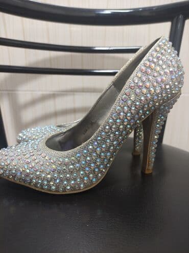 женские серебристые туфли: Brend: Jasmin Model: Qadın üçün klassik tufli Ölçü: 36 - Rəng — 2