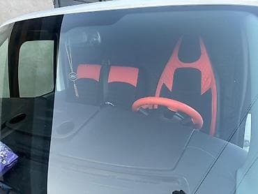 arxa patpres: Ford Transit yük furgonu - Kuzov: qapalı yük furqonu, ağ rəng - — 5