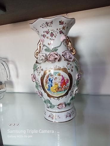 Güldan vitrində qalıb təzədi satılır