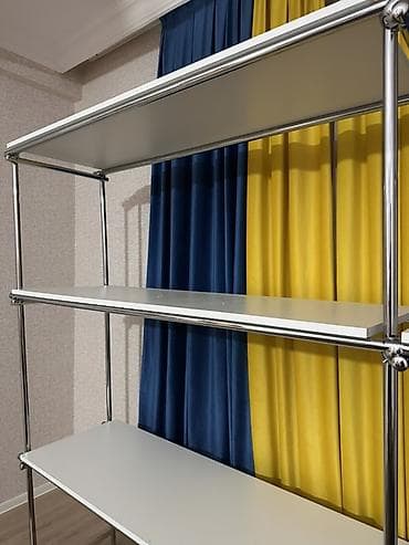 Полочные витрины: Modul tipli metal vitrin/rax sistemləri - Karkas: parlaq xrom örtüklü — 3