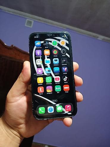 ipad 11 m4: IPhone 11, 64 GB, Qara, Face ID — 4