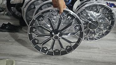 byd diskleri: Moped/skuter üçün dekorativ təkər diskləri (cüt) - Material: yüngül — 2