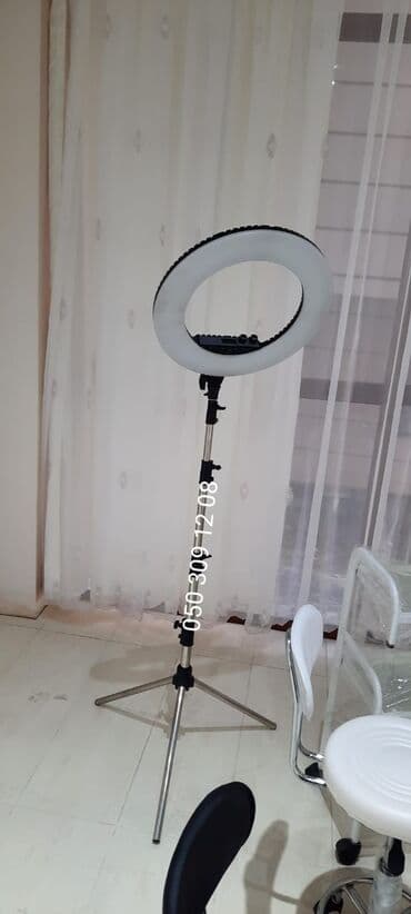 qas almaq ucun aparat: Make up işığı Təzə pakopkada Niggel ayaqlı Qoruyucu adamdır Güzgü Tel — 1