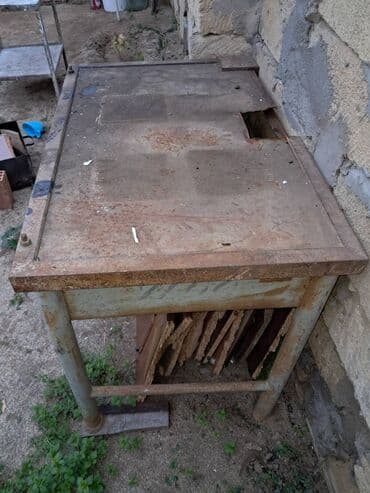 Taburetlər: İşlənmiş, Metal — 1