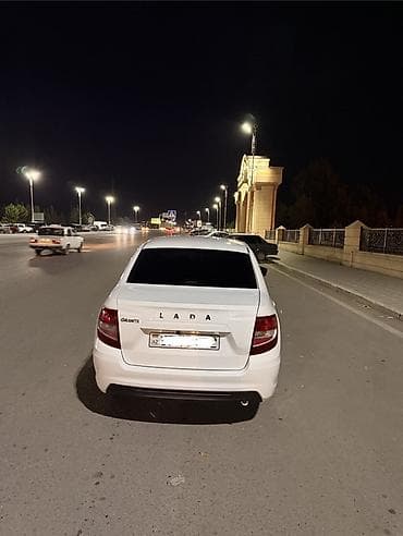 Продажа авто: Hazir lizing 15 ayi qalif Hec bir problemi yoxdur Mator karobka ideal — 2