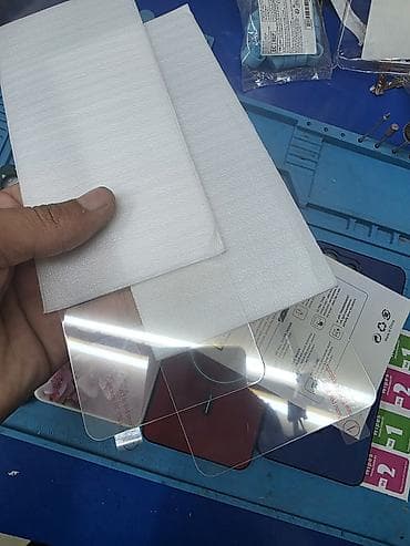 s26: Samsung Galaxy S26 Üçün Kabro, Antiudar(qoruyucu şüşə) və Vinil — 8