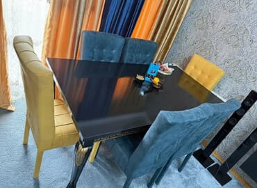 stolllar: Masa ve oturacağ 300 azn satılır.Problemi yoxdur.Unvan 8 noyabr(ZH) — 3