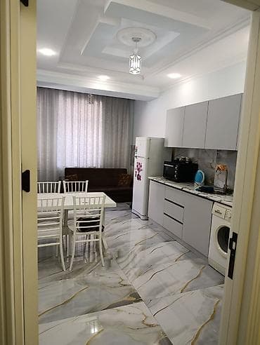 sibrizde evler: Saray Jasmin park. Ailəli uzun müddətli kirayə verilir. Komunal — 1