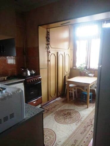 ehmedlide 3 otaqli kohne tikili evler: Bakı, 4 otaqlı, Köhnə tikili, m. Əhmədli, 93 kv. m — 5