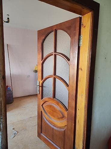 qapi taxta: Taxta interyer qapısı – şüşəli dizayn - Material: təbii ağac — 2