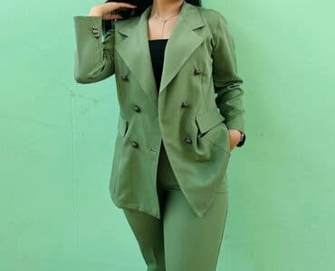 Dəstlər, kostyumlar