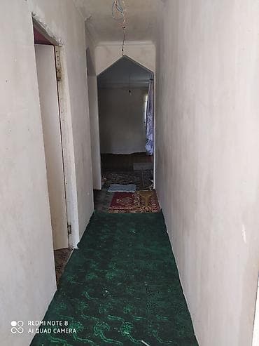 qusarda kreditle evler: 3 otaqlı fərdi yaşayış evi - Plan: geniş dəhliz, ayrı qonaq otağı, 2 — 2