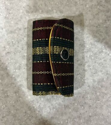 Naxışlı parça örtüklü açarlı etui/kulon - Kompakt ölçülü, qatlana