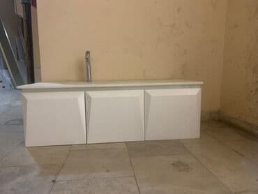 canag: Ölçüləri: Eni: 135 sm, Dərinlik 52 sm, Hündürlük 45. Demək olar — 3