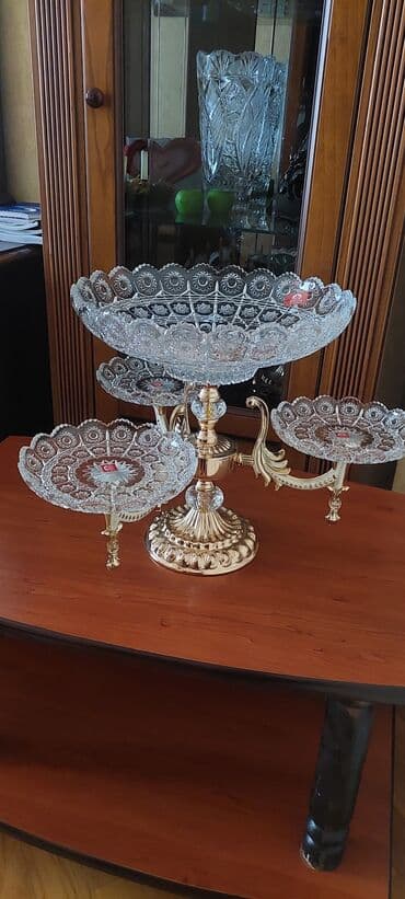 meyve qabı: Tezedi heç işlenmiyib karopkasındadı.baha alınıb ünvan 20 yanvara — 1