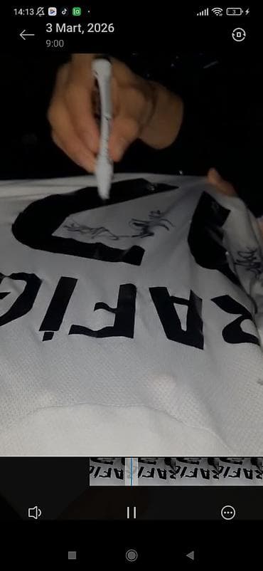 beşiktaş forma satışı: Imzali forma mateus silva leandro andrade aboubakar emin mahmudov — 4