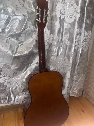 Аккордеоны: Valencia klassik gitara – sunburst (tütün) rəng keçidi ilə — 4