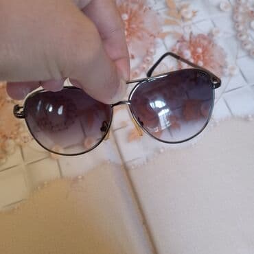 xamilyon eynek: Gün eynəyi, Hugo Boss, İşlənmiş — 5