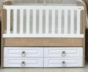 Для девочки и мальчика, Б/у, Четырехугольная, Колыбель, Без бортиков, Без матраса, Без механизма качания