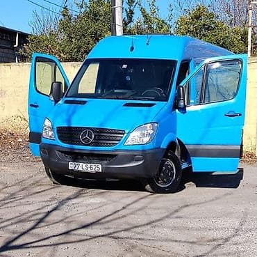 Mercedes-Benz Sprinter Furqun - Korpus: uzun və hündür kuzov, 2 ön