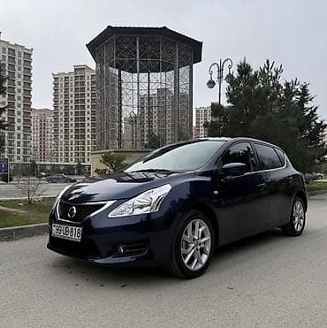 Автозапчасти: Mercedes-Benz A 180: 1.8 л | 2013 г. Седан — 3