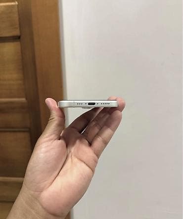 apple macbook: IPhone 16, 128 GB, Ağ, Zəmanət, Simsiz şarj, Face ID — 8